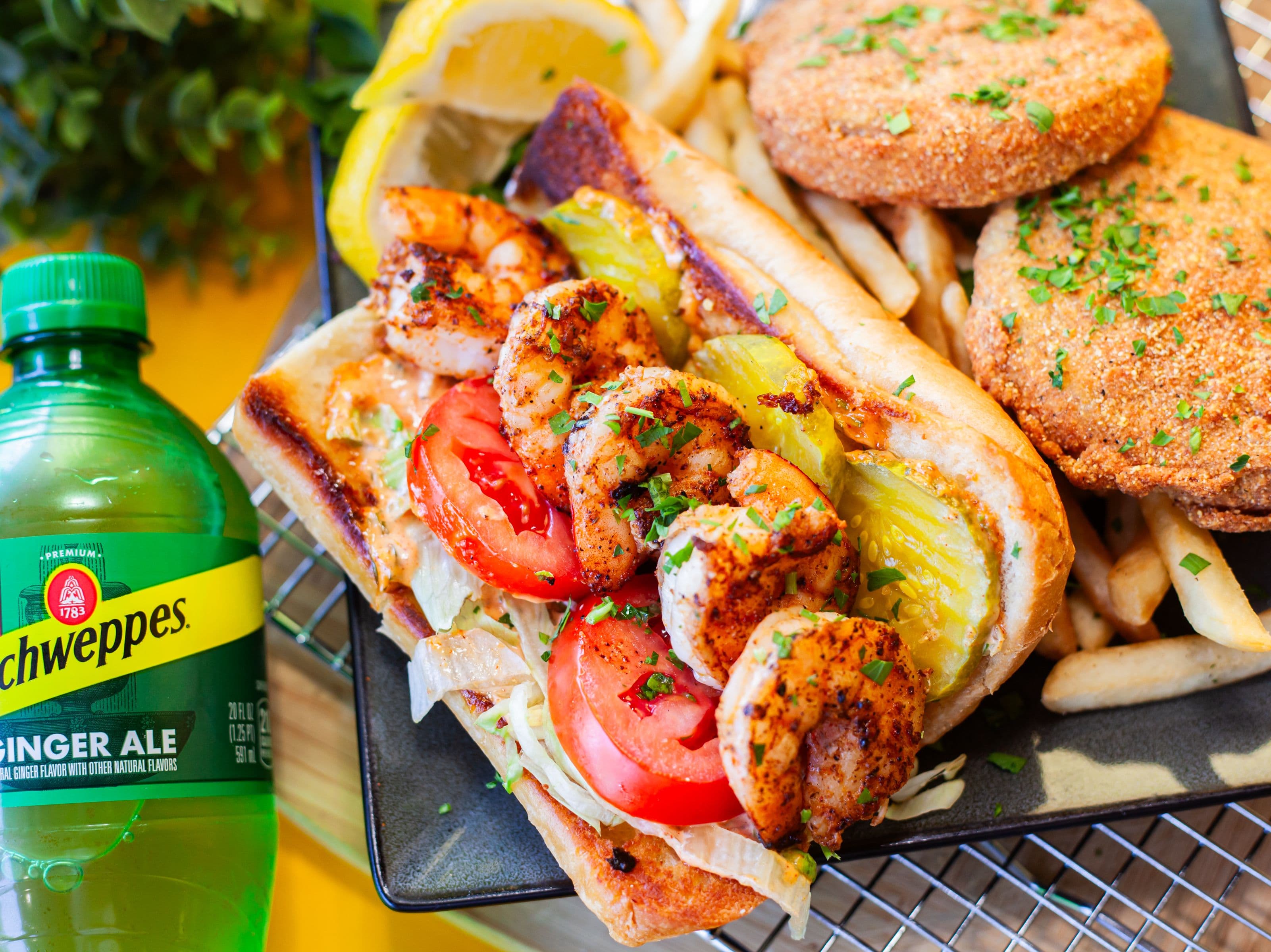 Photo of 'Shrimp Po-Boys + Fried Green Tomatoes + Drink' meal.